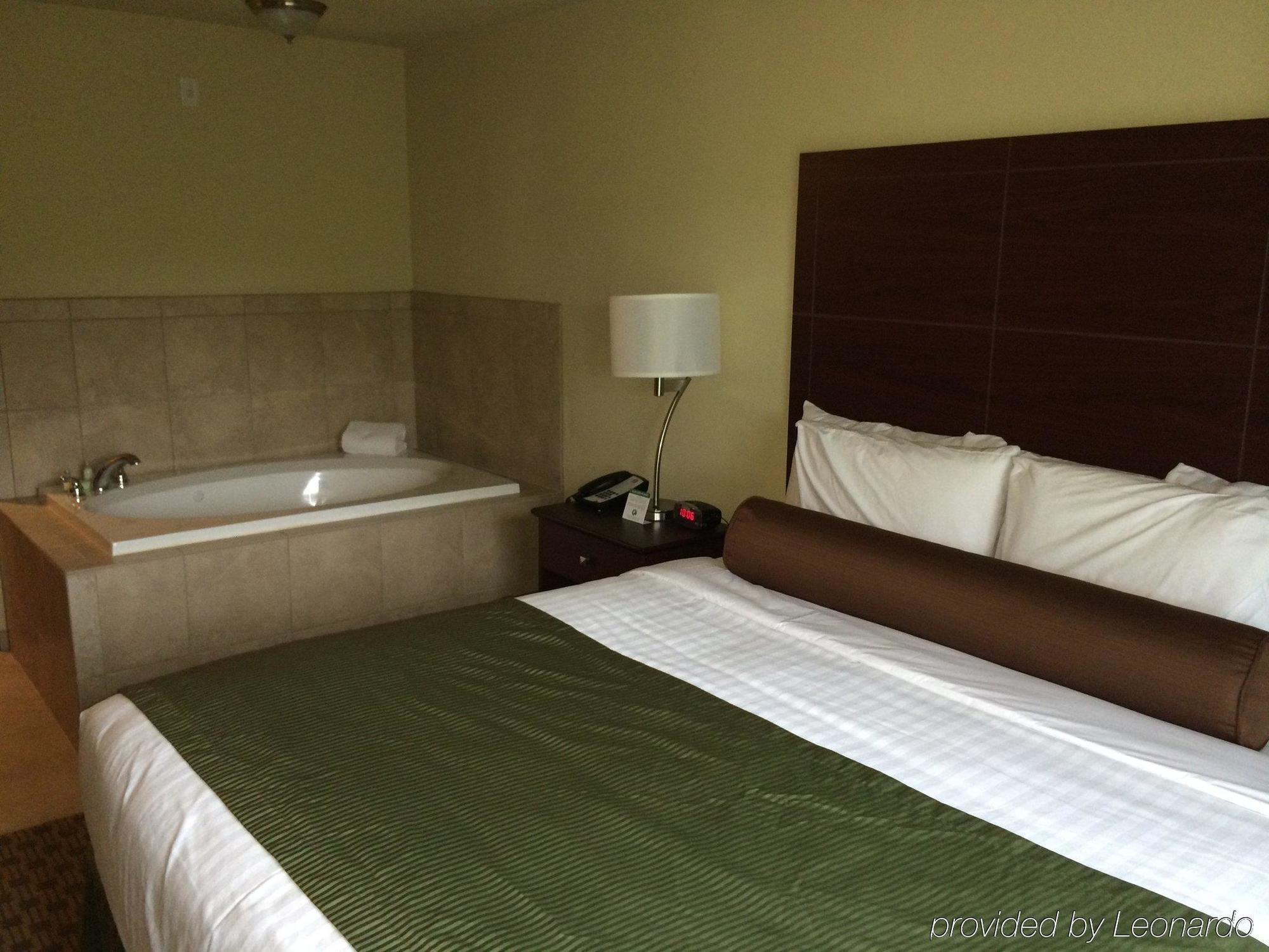 Cobblestone Hotel & Suites - Punxsutawney מראה חיצוני תמונה