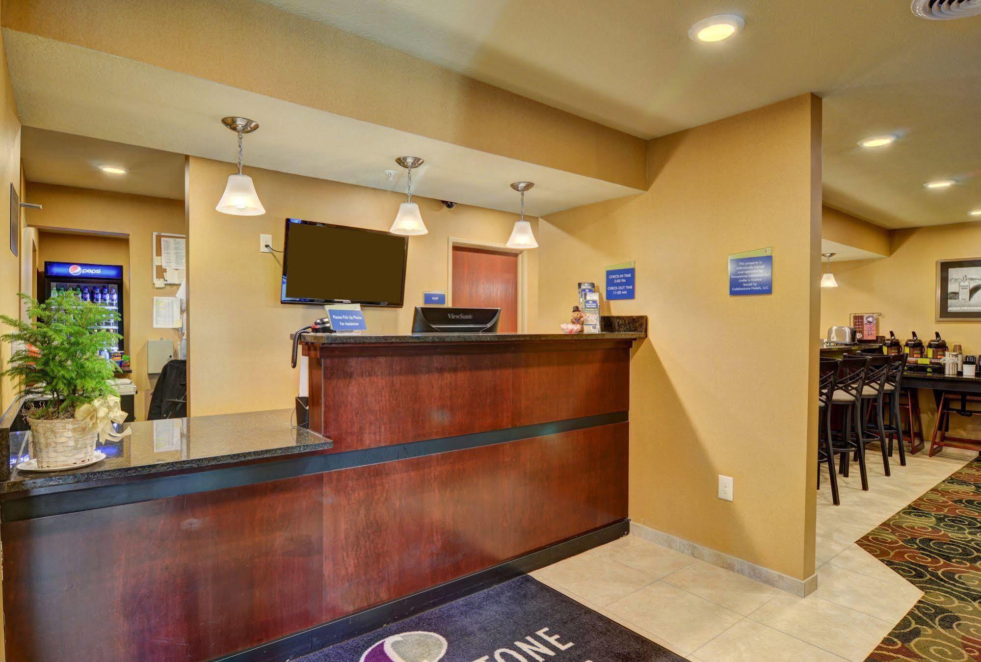 Cobblestone Hotel & Suites - Punxsutawney מראה חיצוני תמונה