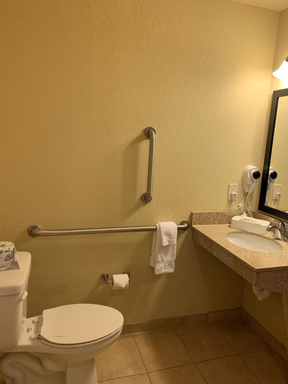 Cobblestone Hotel & Suites - Punxsutawney מראה חיצוני תמונה